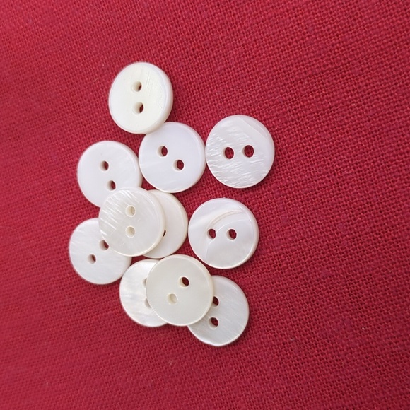 White Mother of Pearl Buttons, 11 mm Diameter - Picture 2 of 7